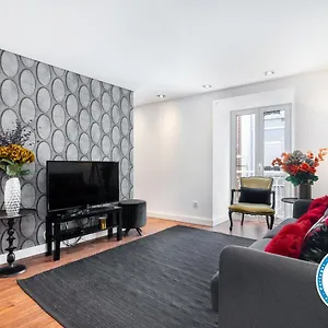whome-graca-family-apartment.hotels-lisbon-portugal.com/